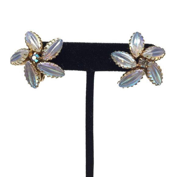 Bridal Earrings Clip On Opaline Glass Molded Ribbe - Picture 5 of 7